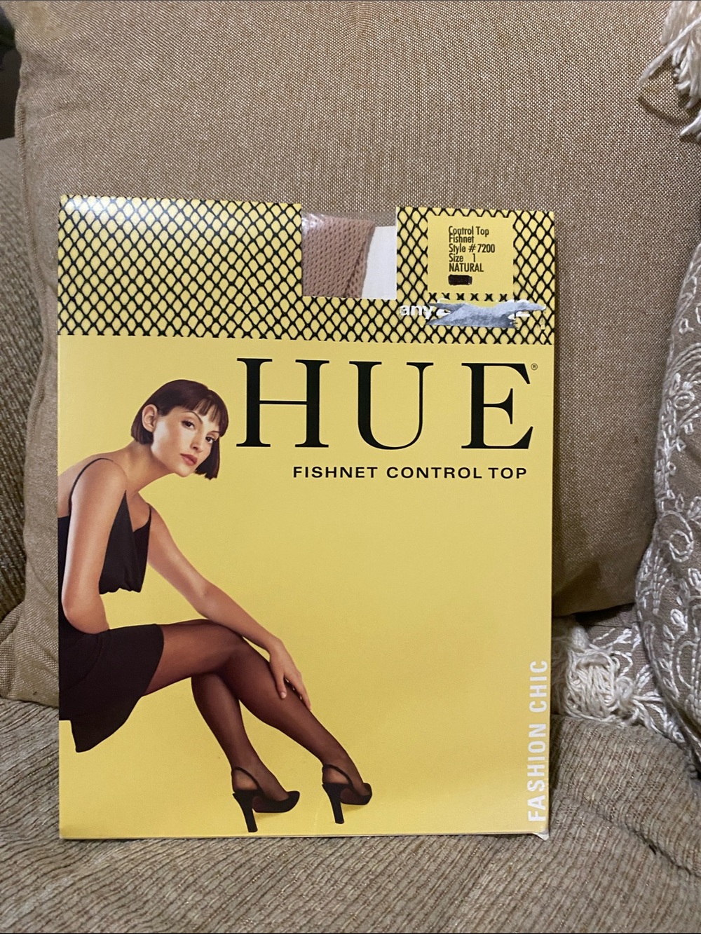 HUE Fishnet Control Top Hosiery Packaging
